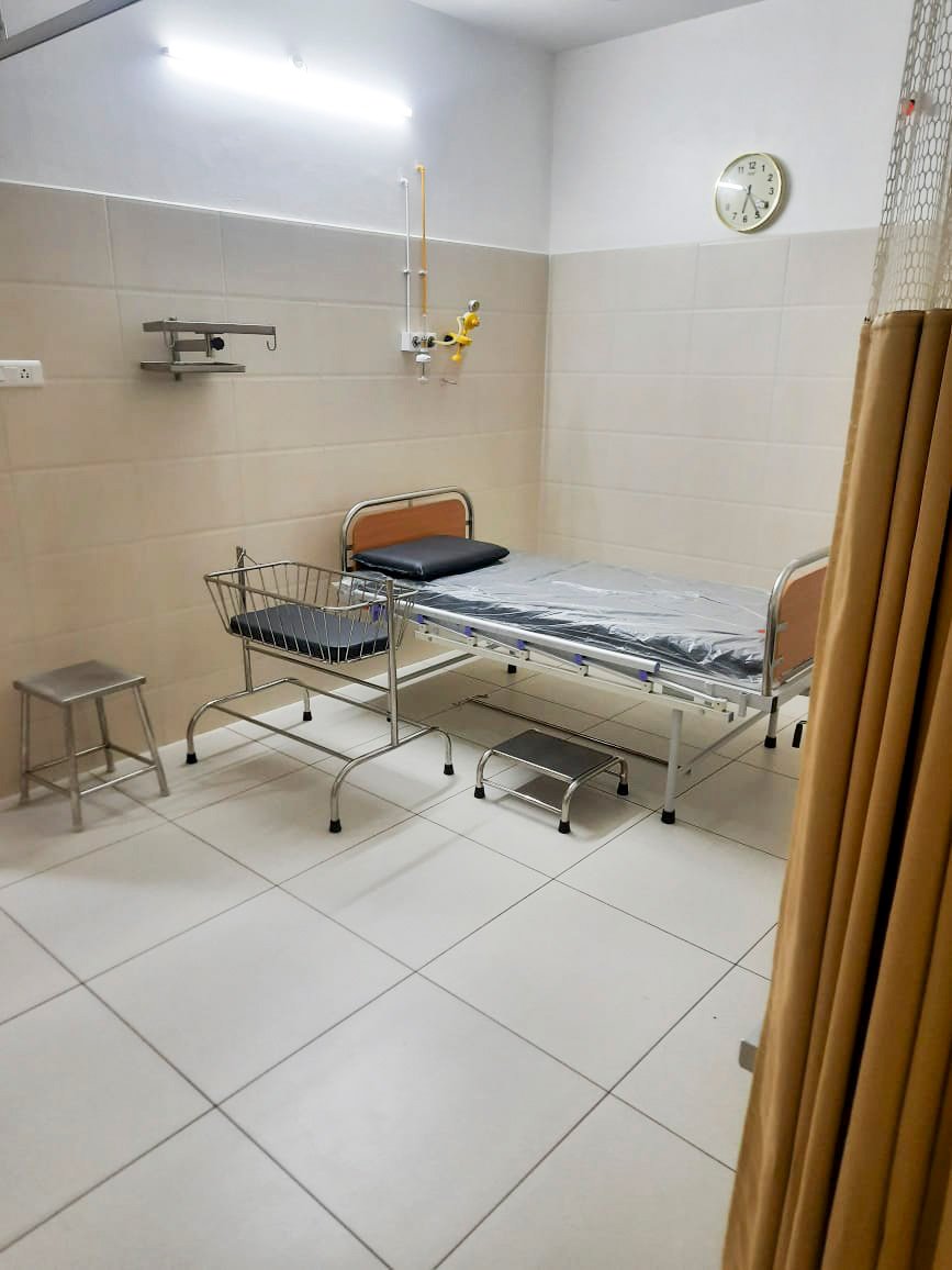 Dhanya Speciality Hospital general ward patient room